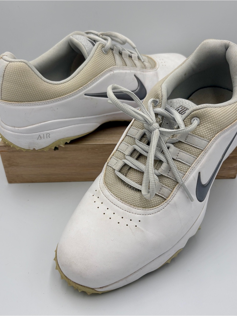 Nike White and Cream Air Golf Shoes with Gray Swoosh